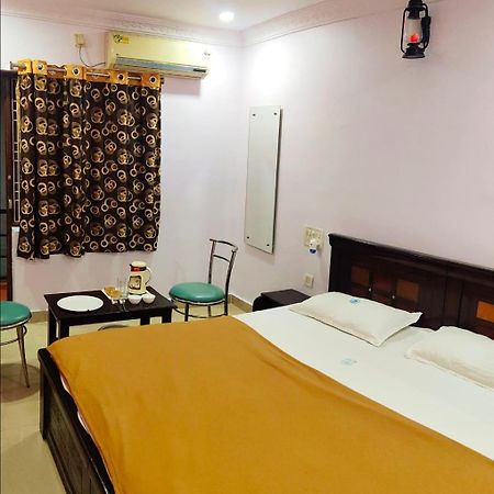 Sv Guest Rooms Visakhapatnam Bagian luar foto